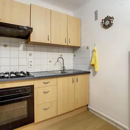 2 Minutes A La Apartmán